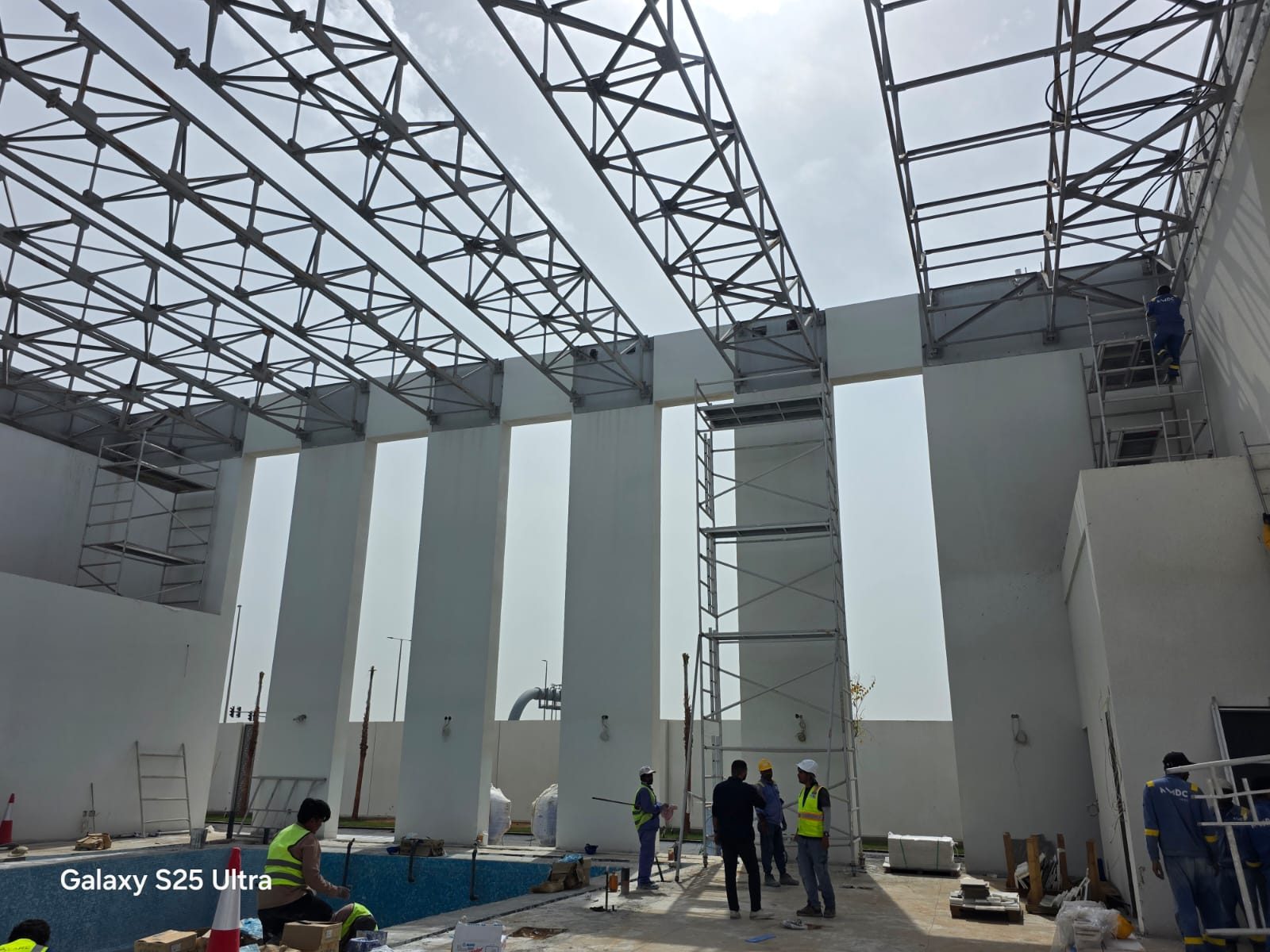 Structural steel erection on an AL NIMRA site — photograph 5