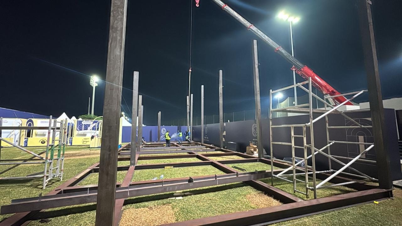 Structural steel erection on an AL NIMRA site — photograph 16