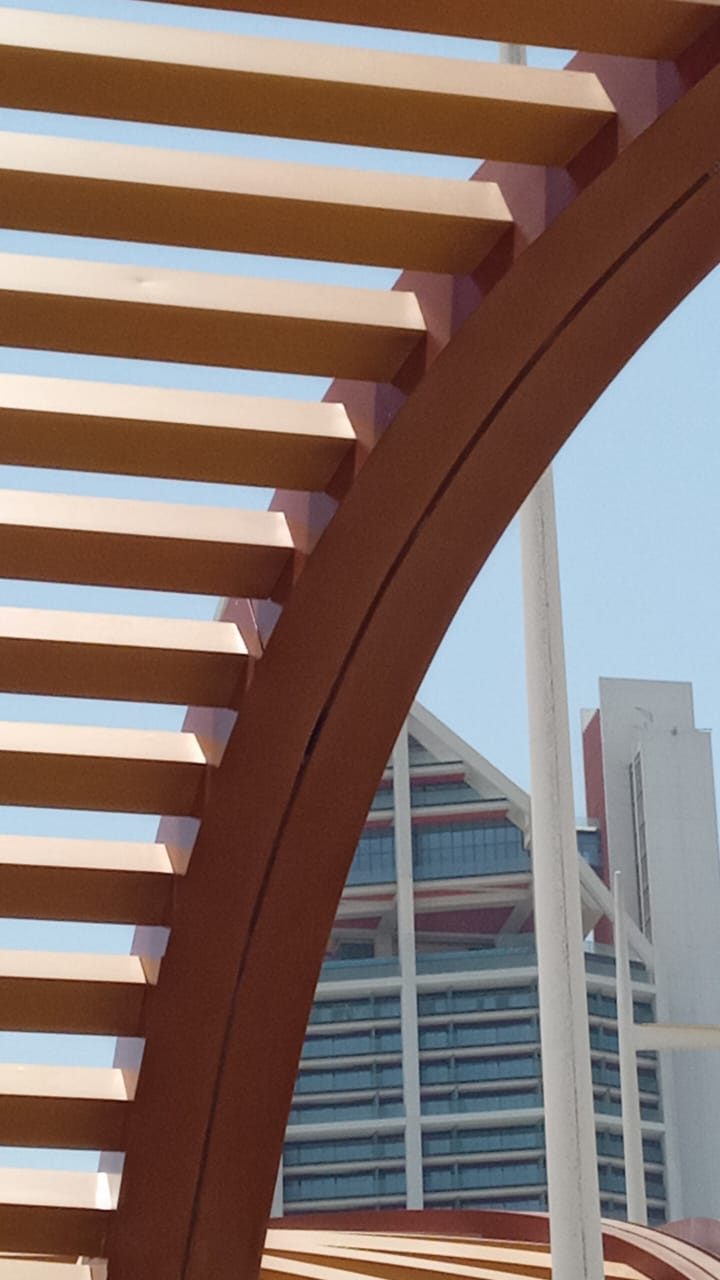 Structural steel erection on an AL NIMRA site — photograph 26