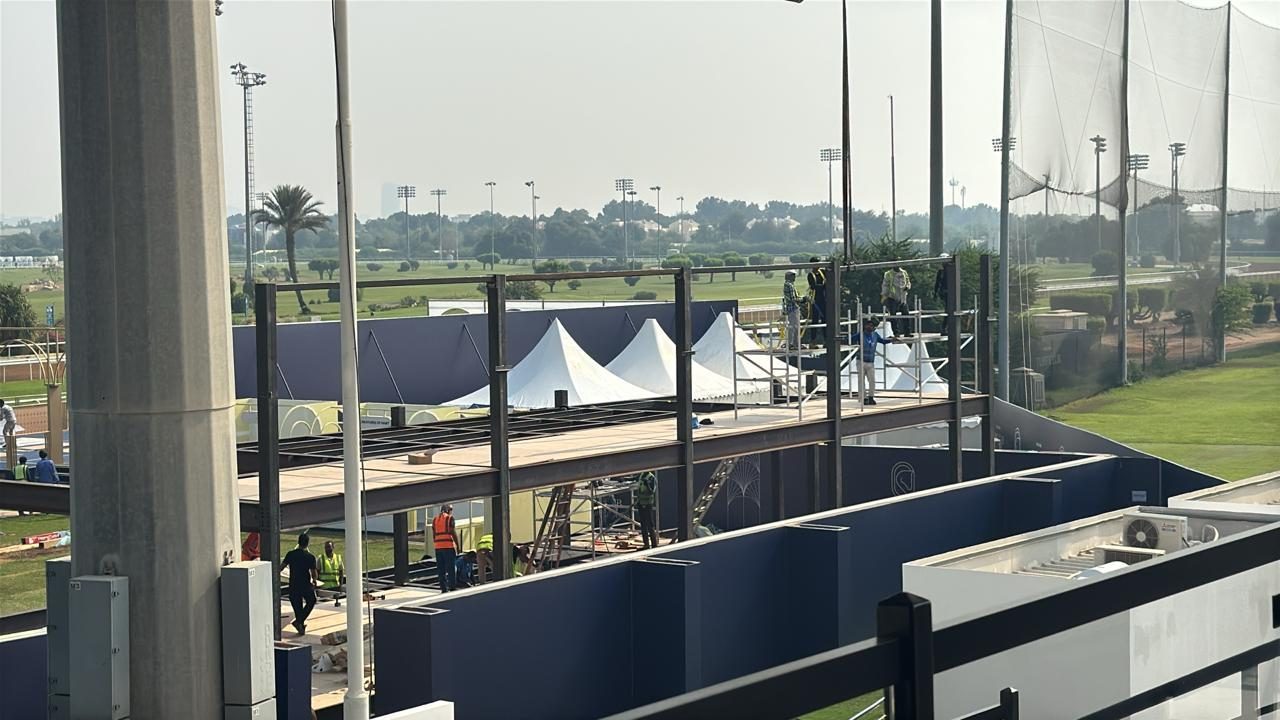 Structural steel erection on an AL NIMRA site — photograph 27