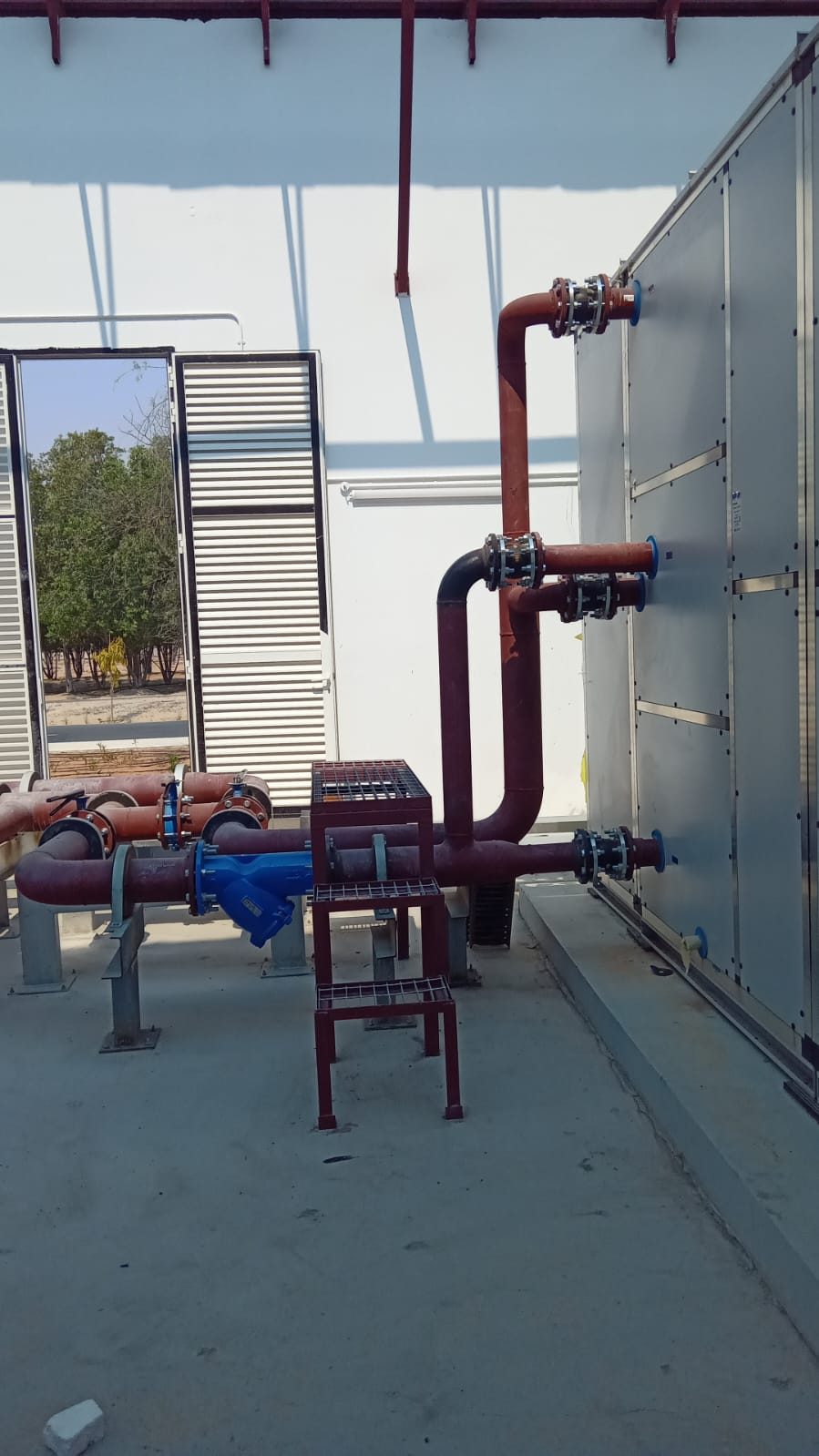 Chilled water pipework and cooling plant installed by AL NIMRA — photograph 5
