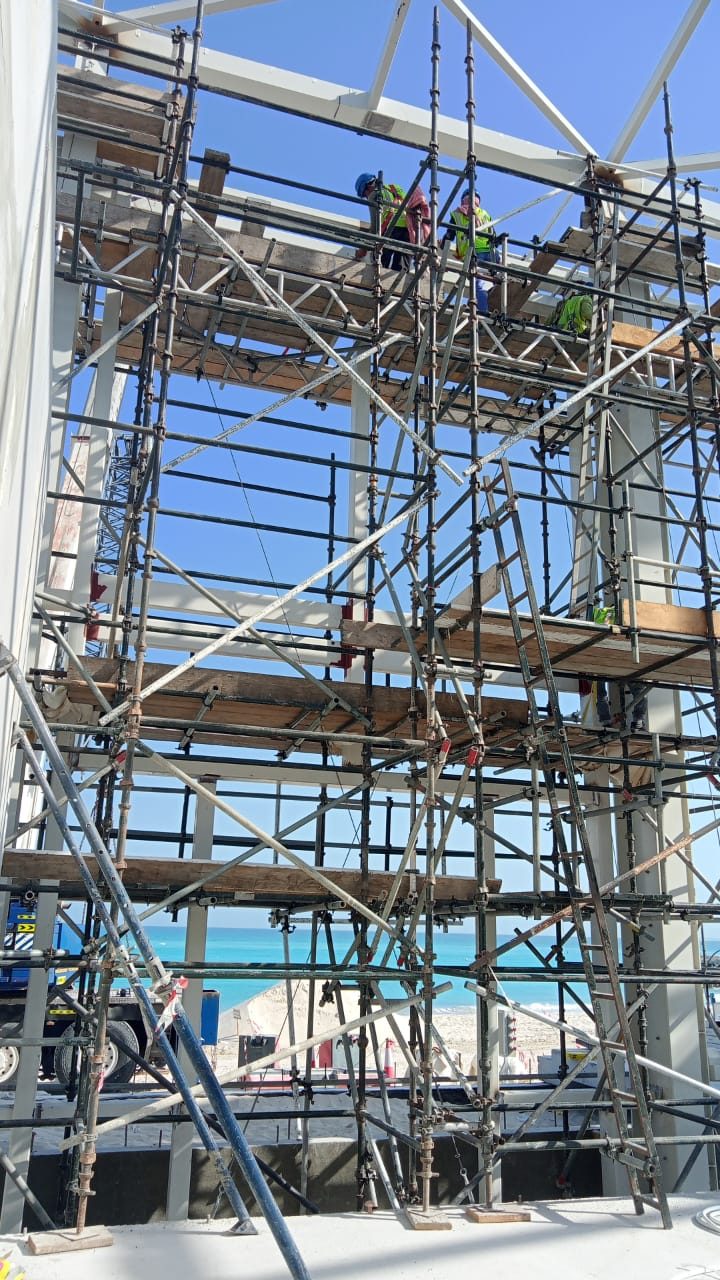 Structural steel erection on an AL NIMRA site — photograph 30