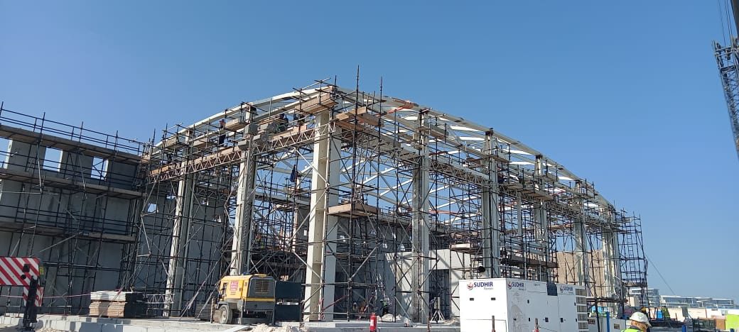 Structural steel erection on an AL NIMRA site — photograph 31